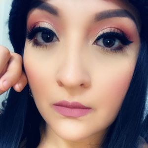 Meet your Posher, Zac edith